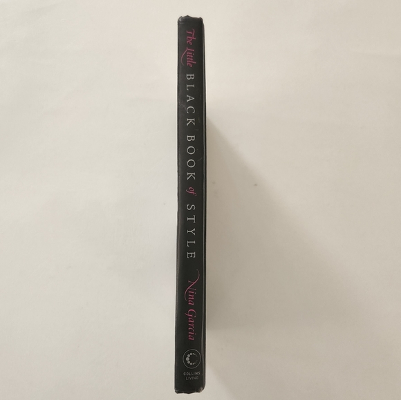 The Little Black Book of Style by Nina Garcia - Picture 14 of 15